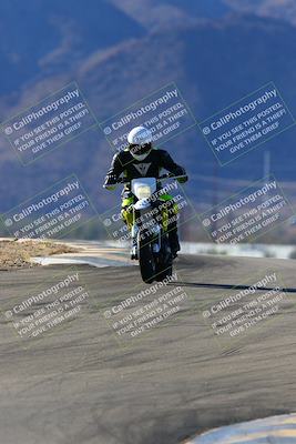 media/Jan-09-2022-SoCal Trackdays (Sun) [[2b1fec8404]]/Turns 9 and 8 (920am)/